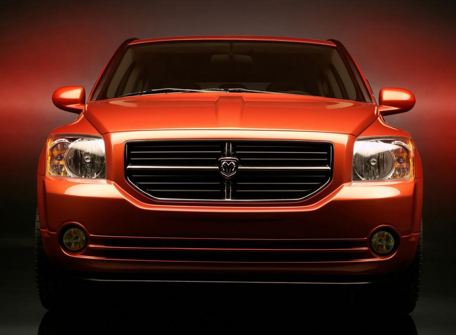  Dodge Caliber Concept 2005 года  (фото 5 из 15)